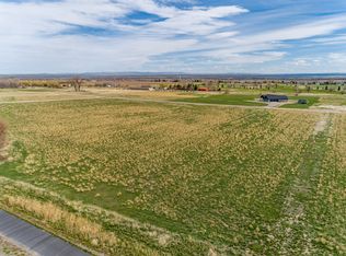 2 W Charity Ct, Riverton, WY 82501