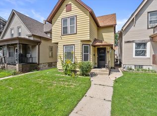 2636 W Hayes AVENUE, Milwaukee, WI 53215