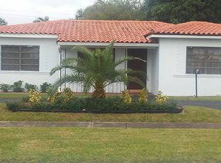 855 W 69th Pl, Hialeah, FL 33014