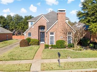 207 Moss Hill Rd, Irving, TX 75063