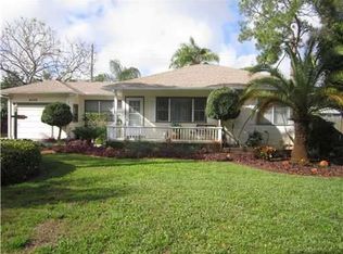 6249 Dartmouth Ave N, Saint Petersburg, FL 33710