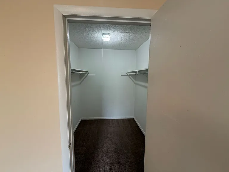 University Square Apartments — Photo 13