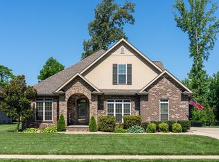 2950 Prince Dr, Clarksville, TN 37043