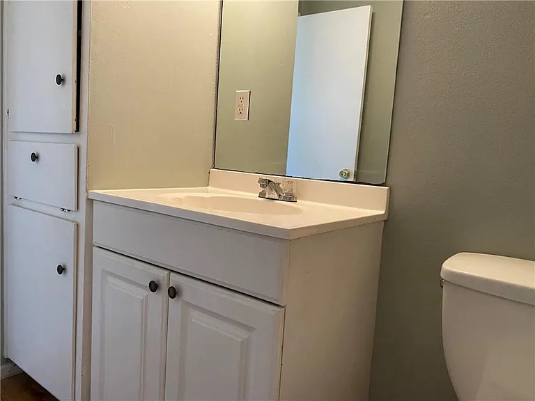 2231 Palmera Cv — Photo 14