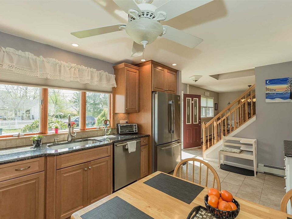 1st image of 88 Bayview Ave