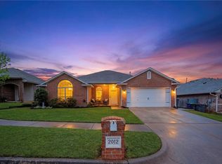2012 Cedar Meadow Ln, Edmond, OK 73003