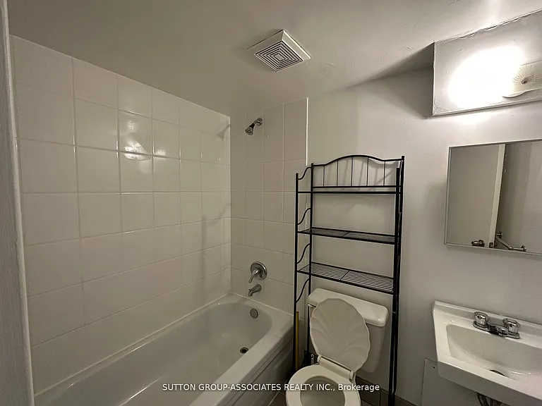 52 Metcalfe St #101 — Photo 9