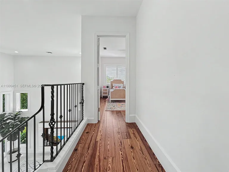 13689 Deering Bay Dr — Photo 36
