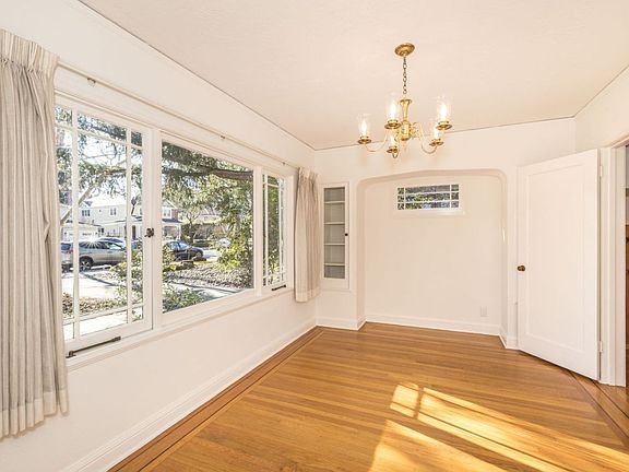 3rd image of 271 Seale Ave