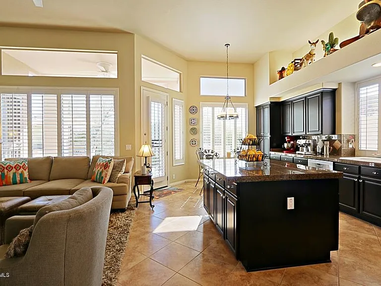 7125 E Canyon Wren Cir — Photo 8