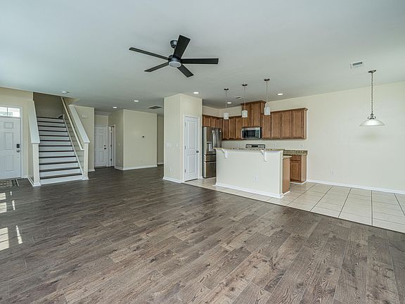 3rd image of 136 Dream St