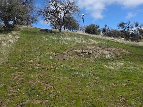 3rd image of 0 Jacks Hill Rd #38