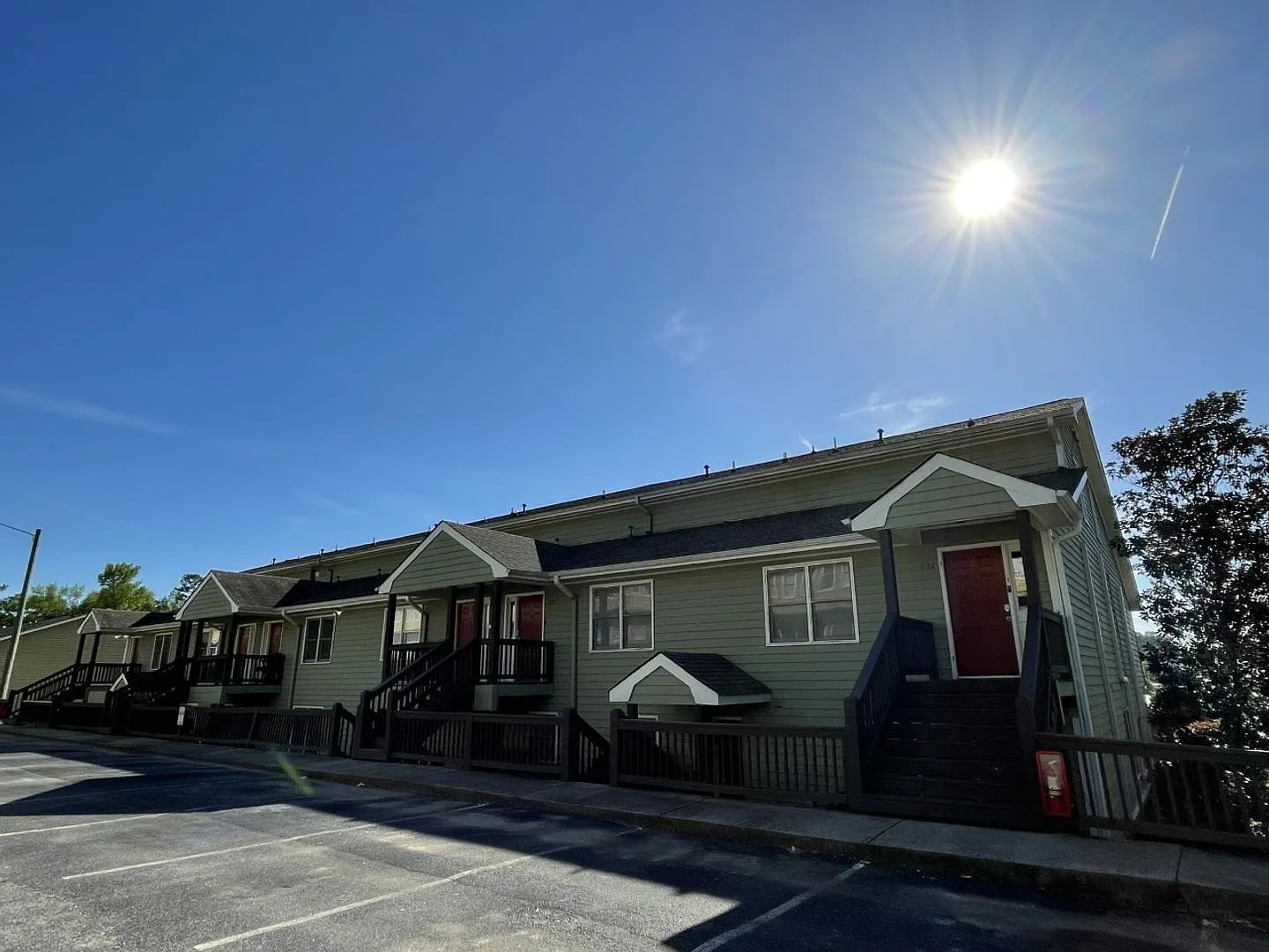 Available For Immediate Move In! — Photo 4