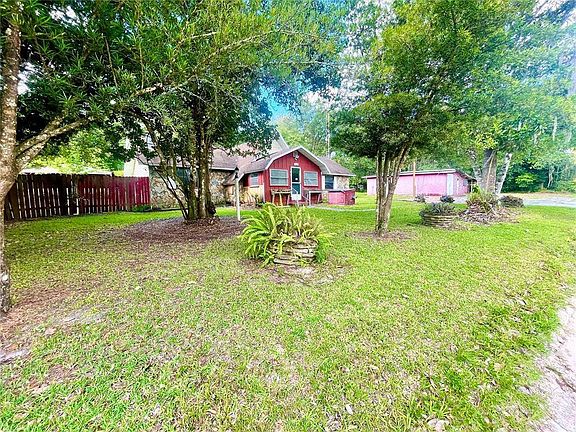 2nd image of 17070 NE 38th Pl