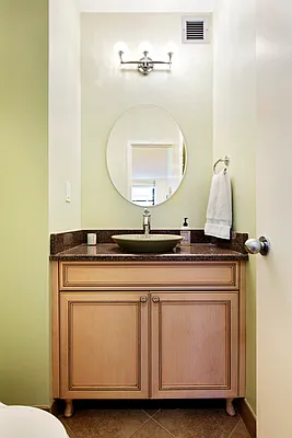 Sold by Douglas Elliman | media 22