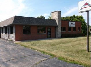 2337 Jackson St, Oshkosh, WI 54901