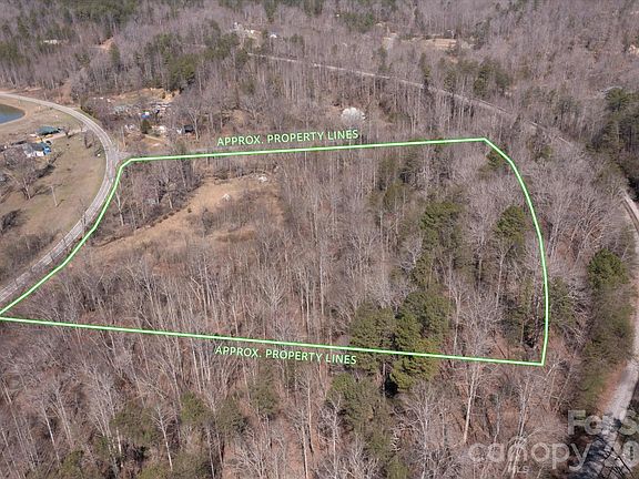 2nd image of 1739 Polly Spout Rd