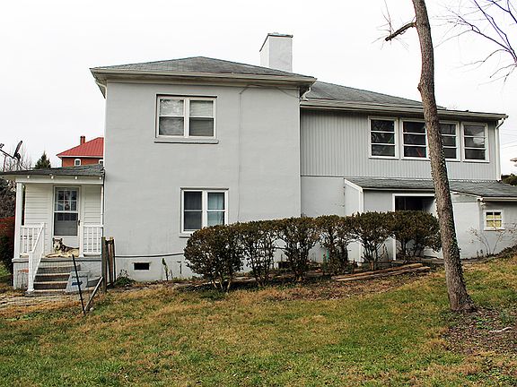 3rd image of 613 McConkey St.