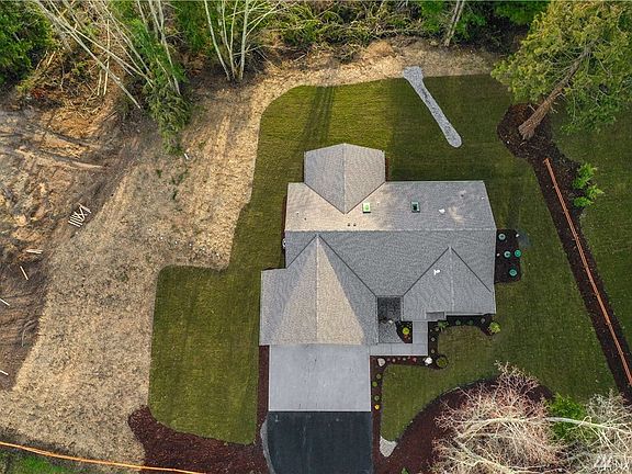 3rd image of 38566 Benchmark Ave NE