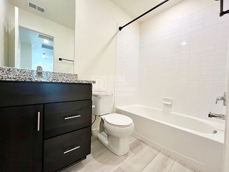 7104 Vermillion St — Photo 19