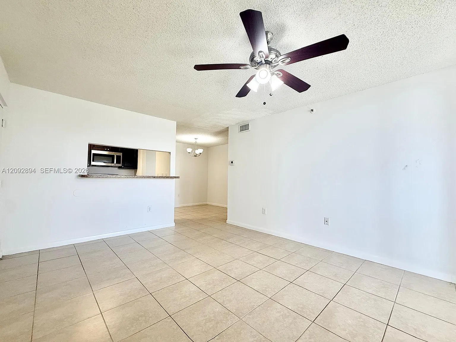 Milano Condo — Photo 2