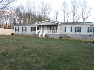 349 Fawn Ln, Cool Ridge, WV 25825