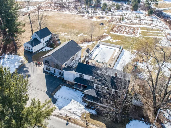 25 River Rd, Biddeford, ME 04005