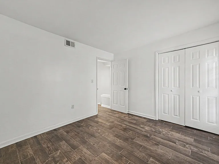 417 N Church St #A — Photo 14