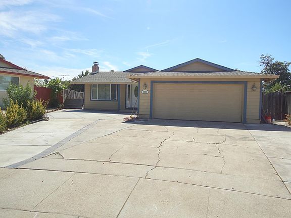 3rd image of 3223 Pentland Ct