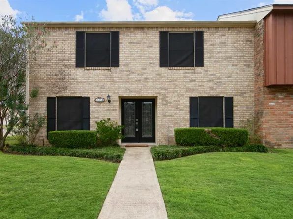 474 Georgetown St, Beaumont, TX 77707