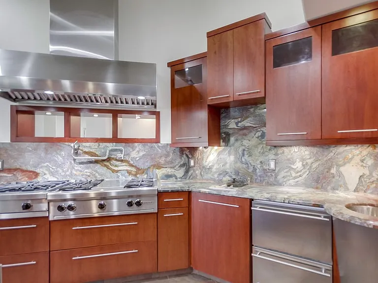 2703 Lobelia Rd — Photo 22