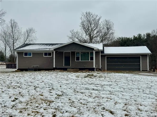 470 Nel Da Mar Dr, New Concord, OH 43762