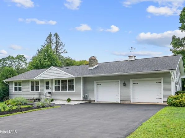 14 Crommelin Drive, Saratoga Springs, NY 12866