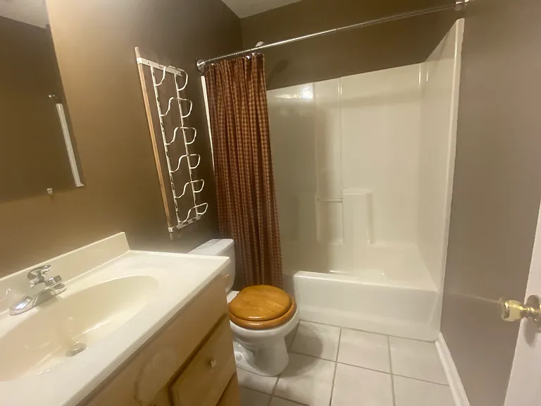 2303 Clarksville Rd — Photo 6