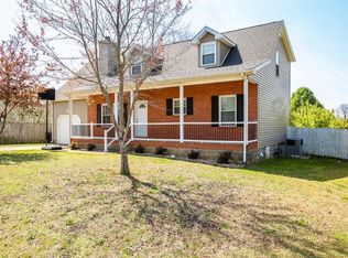 203 Floyd Mayfield Dr, La Vergne, TN 37086