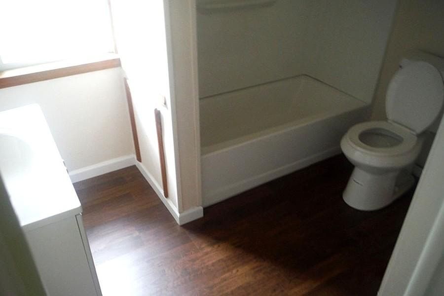 1st image of 252 Columbine Ave