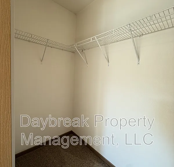 317 16th St S #5 — Photo 16