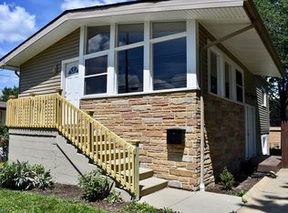 1375 Alphada Ave, Akron, OH 44310