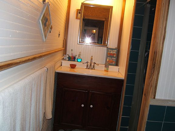 middle bathroom/shower only