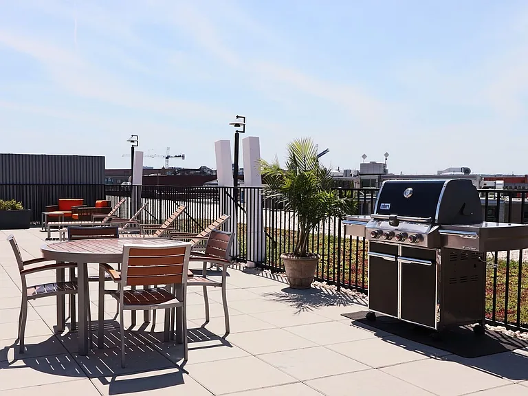 1255 New Hampshire Ave NW — Photo 92