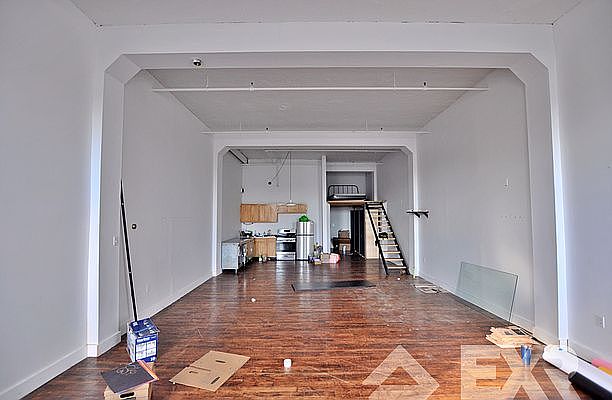 2nd image of 5 Delavan St #3D
