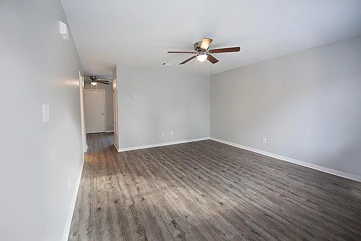 2 bed, 1.5 bath, 1030 sqft, $1,450 — Photo 1
