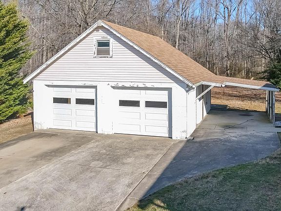 2nd image of 31 Goose Ln