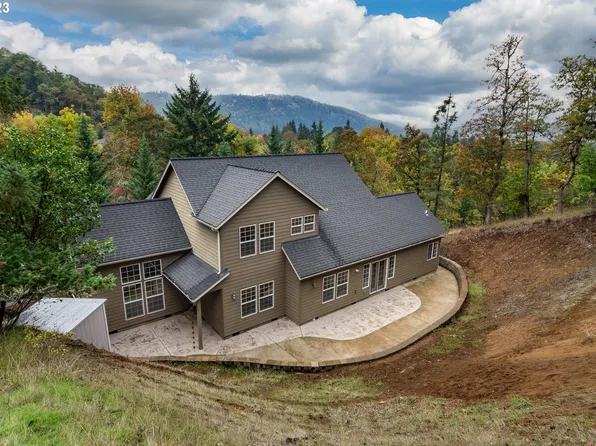 356 Wild Fern Dr, Winchester, OR 97495