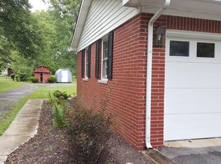 2132 S Fairview Rd, Shelbyville, IN 46176