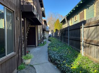 2309 G St APT 8, Sacramento, CA 95816