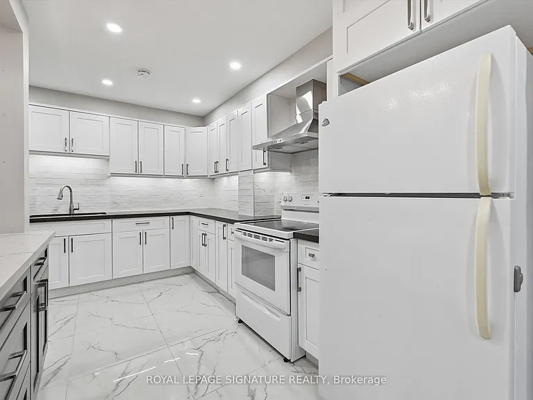 100 Quigley Rd #9 — Photo 13