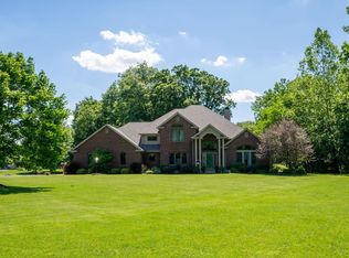 7296 N Clear Creek Rd, Huntington, IN 46750