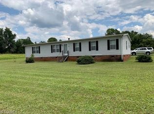 281 Pinnix Rd, Elon, NC 27244