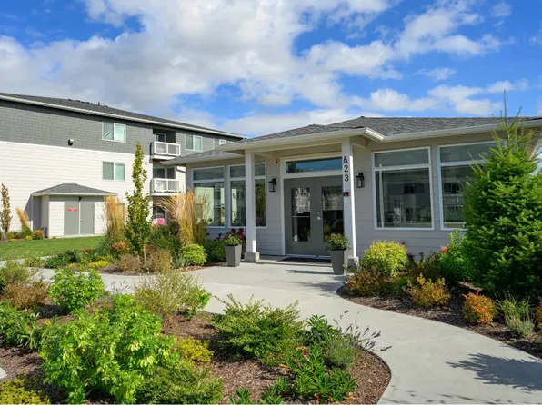 Markwood Apartments